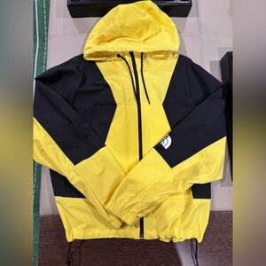 The North Face Women’s Black and Yellow Windbreaker